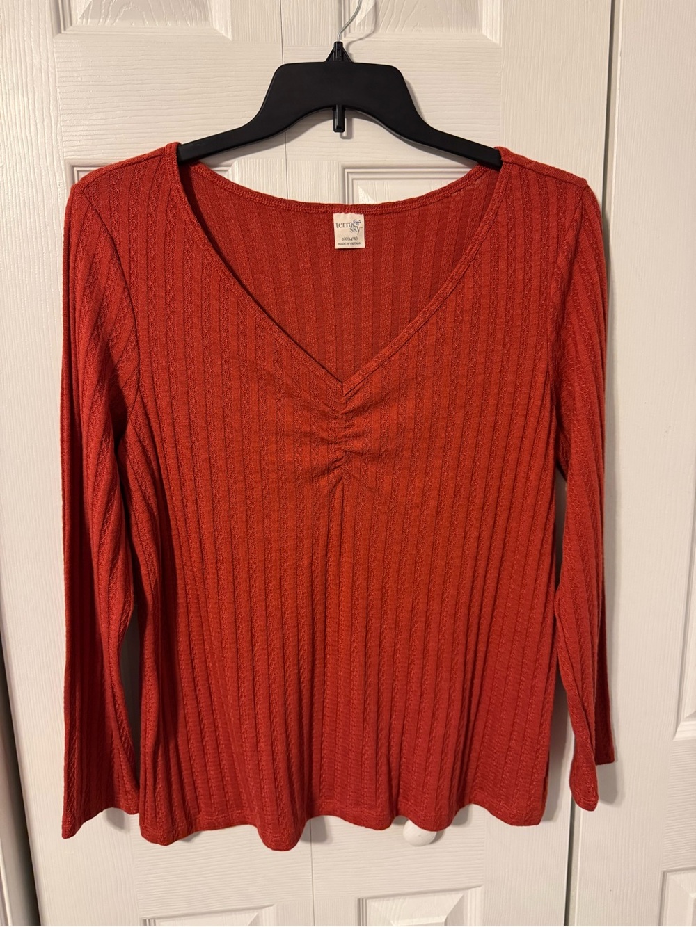 Terra & Sky Ribbed V-Neck Long Sleeve Top - Rust Orange